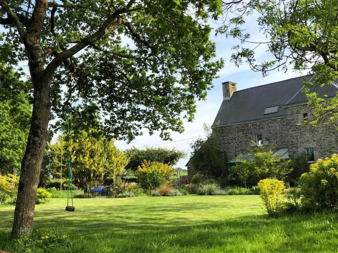 Hébergement de vacances De Rulinen - Cote Verger Saint-Clet France